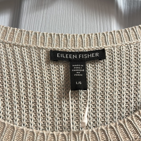 Sweater - Picture 2 of 6